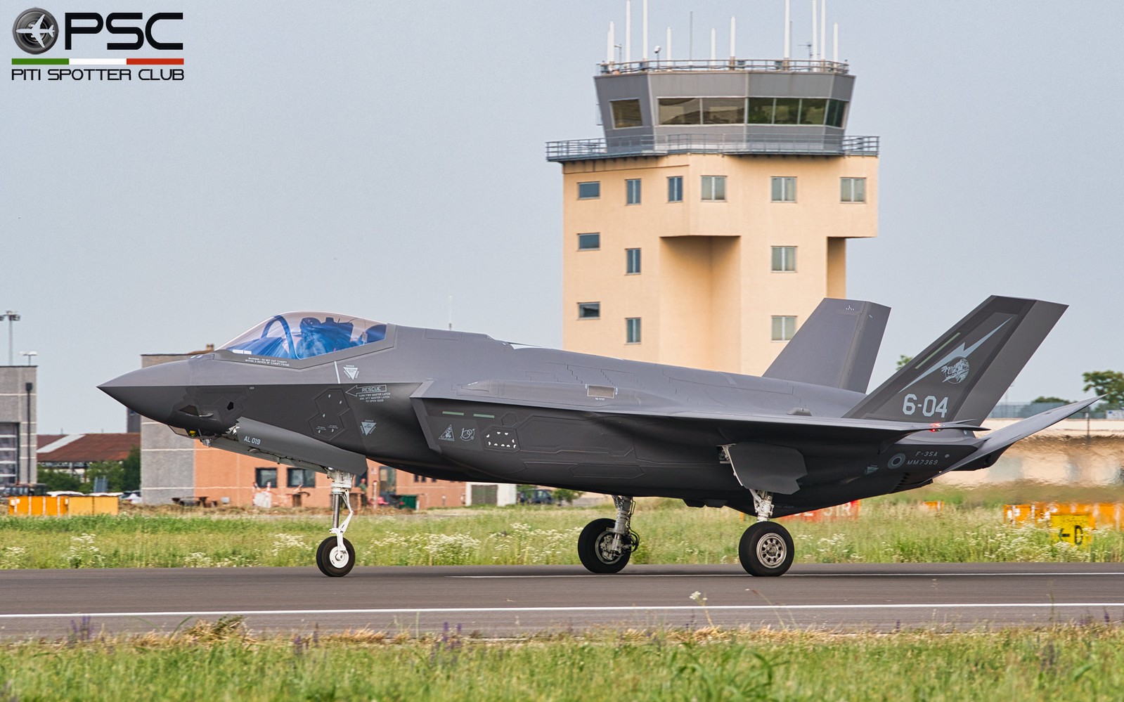 AL-19; F-35A MM7369 - 6-04