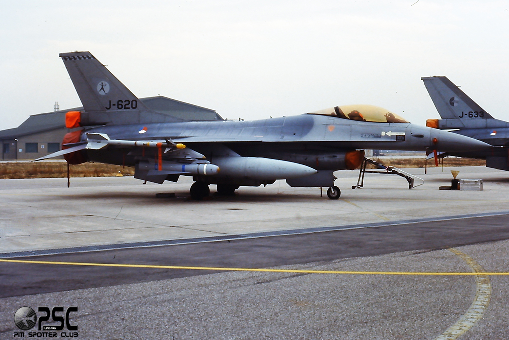 J-620   F-16AM  6D-52 @ Aeroporto di Verona   © Piti Spotter Club Verona