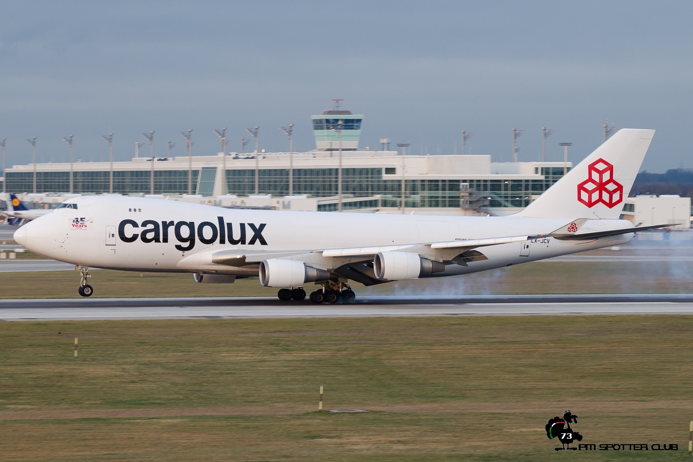 LX-JCV B747-4EVERF 35171/1380 Cargolux @ Munchen Airport 13.12.2015 © Piti Spotter Club Verona