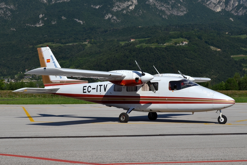 EC-ITV Partenavia P-68TC P68 239-05/TC GPM - Grup Air-Med @ Aeroporto di Trento © Piti Spotter Club Verona
