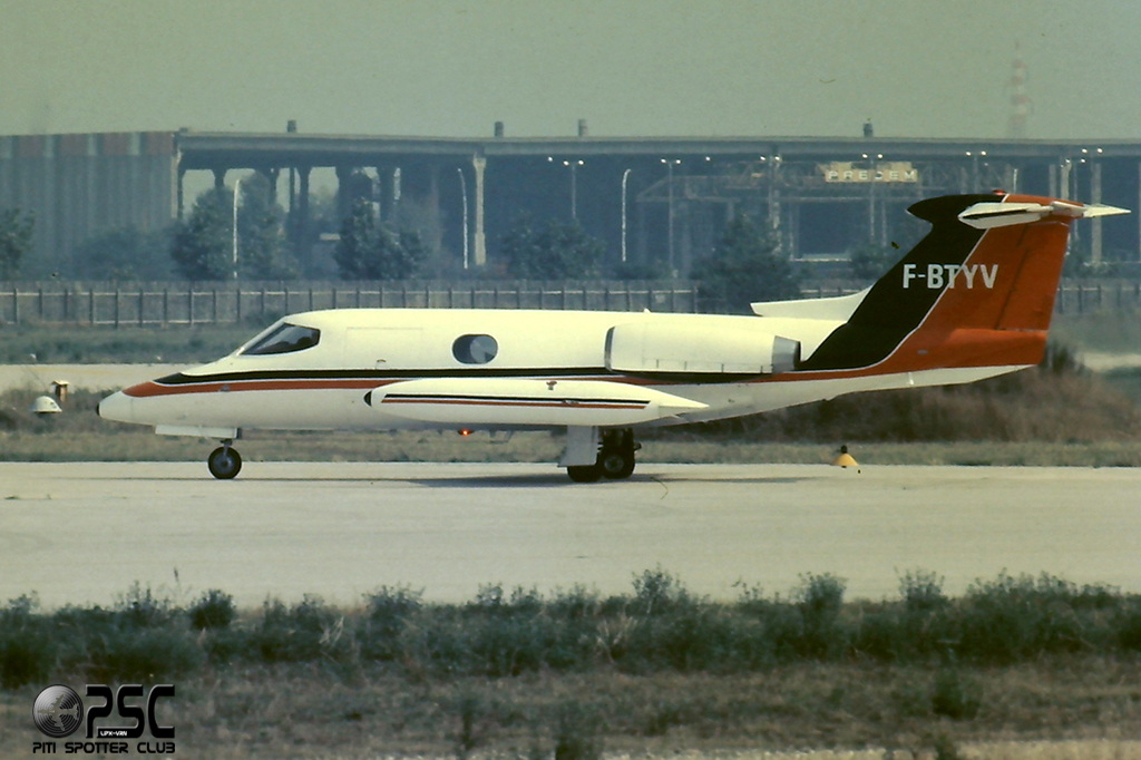 F-BTVY - Gates Lear Jet 24B-A C/N 206 @ Aeroporto di Verona © Piti Spotter Club Verona
