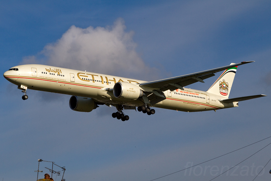 A6-ETK B777-3FXER 39686/1019 Etihad Airways @ London Heathrow Airport 08.02.2013 © Piti Spotter Club Verona