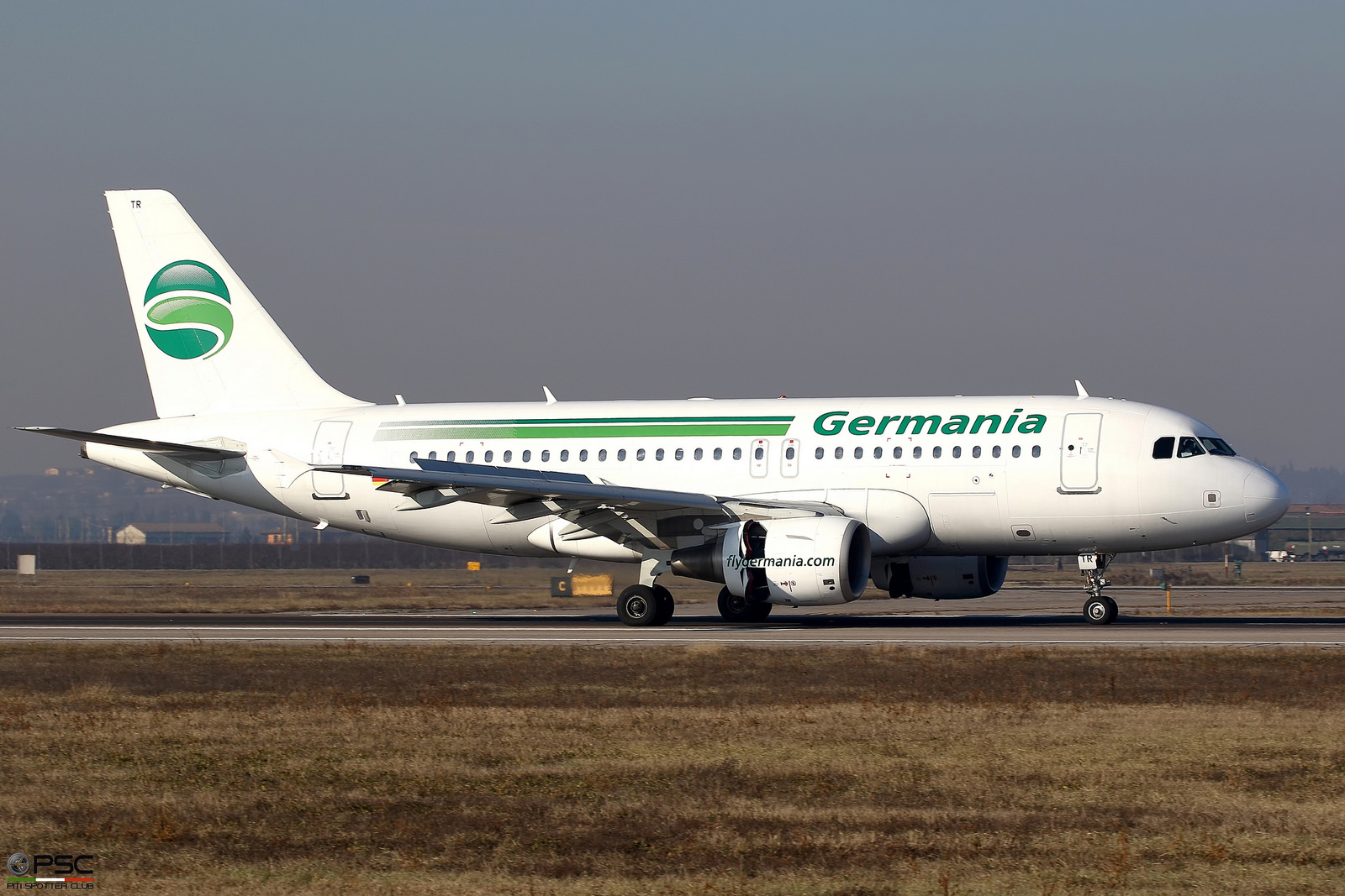 D-ASTR A319-111 3950 Germania @ Aeroporto di Verona - 31.12.2016  © Piti Spotter Club Verona