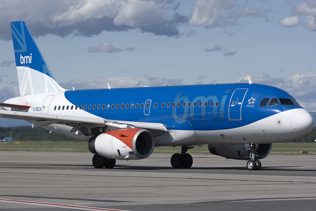 G-DBCA A319-131 2098 BMI - British Midland International @ Milano Malpensa Airport 07.2009 © Piti Spotter Club Verona