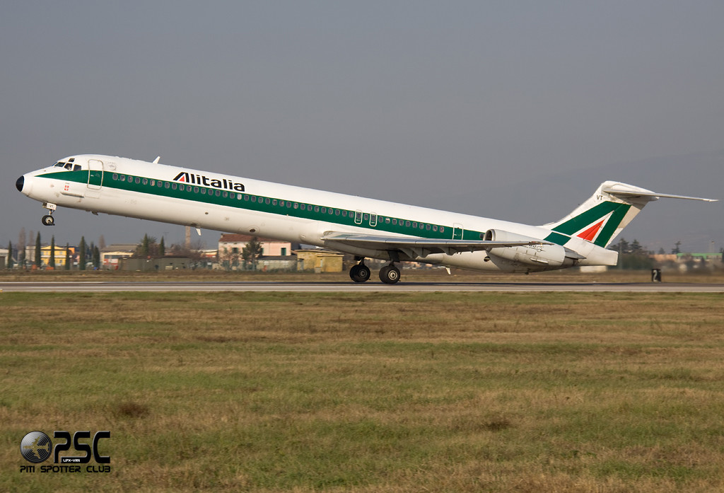 McDonnell Douglas MD-80/90 - MSN 49552 - I-DAVT  @ Aeroporto di Verona © Piti Spotter Club Verona
