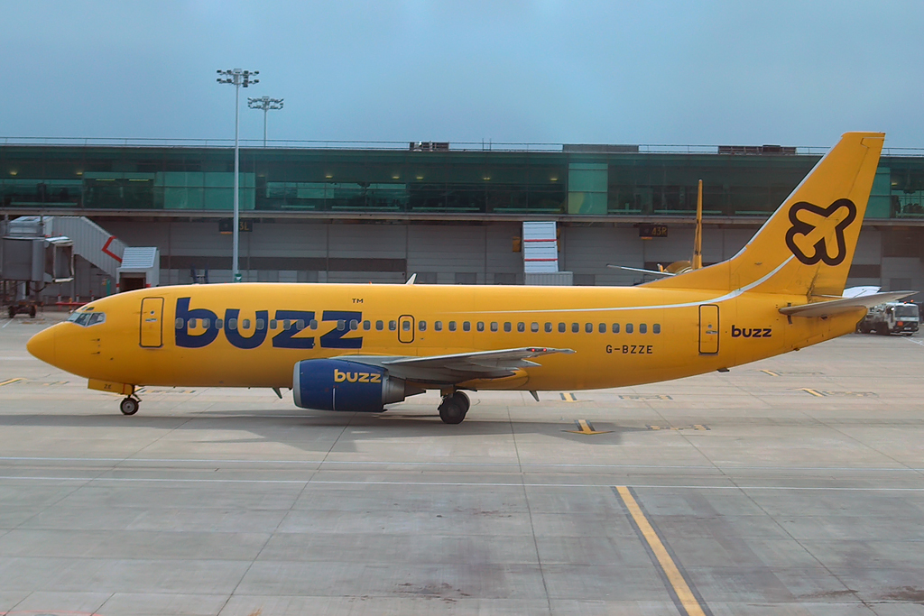 G-BZZE B737-3Q8 26310/2680 Buzz @ London Stansted Airport 2004 © Piti Spotter Club Verona