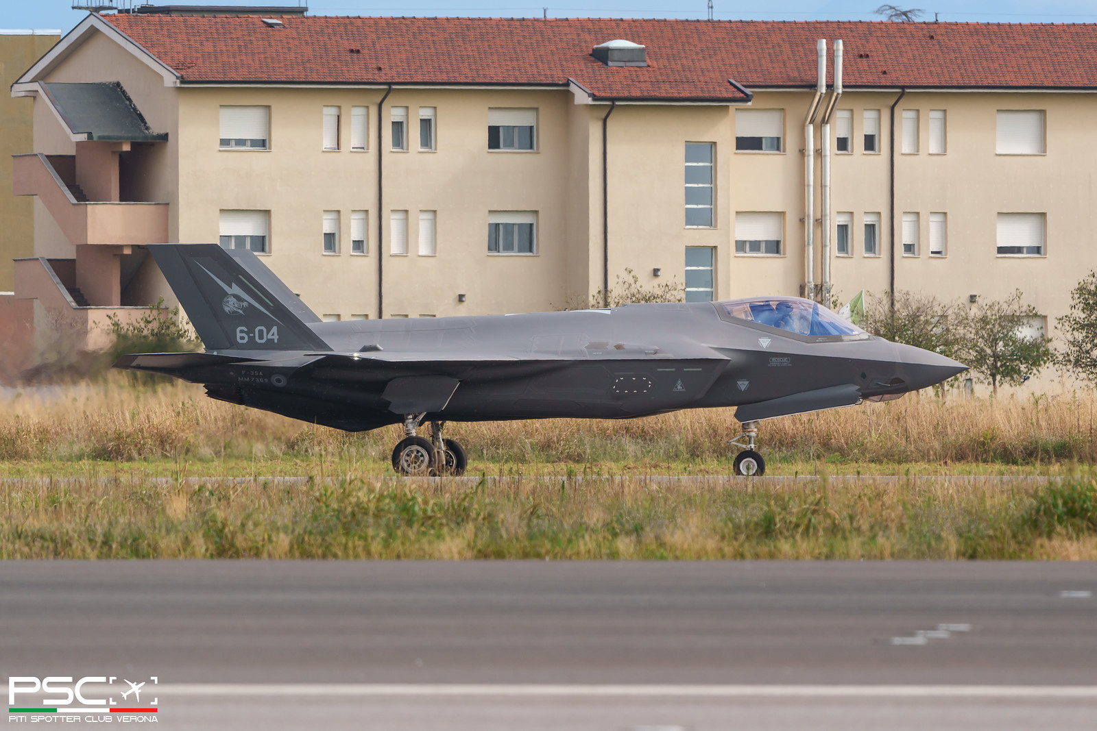 AL-19; F-35A MM7369 - 6-04