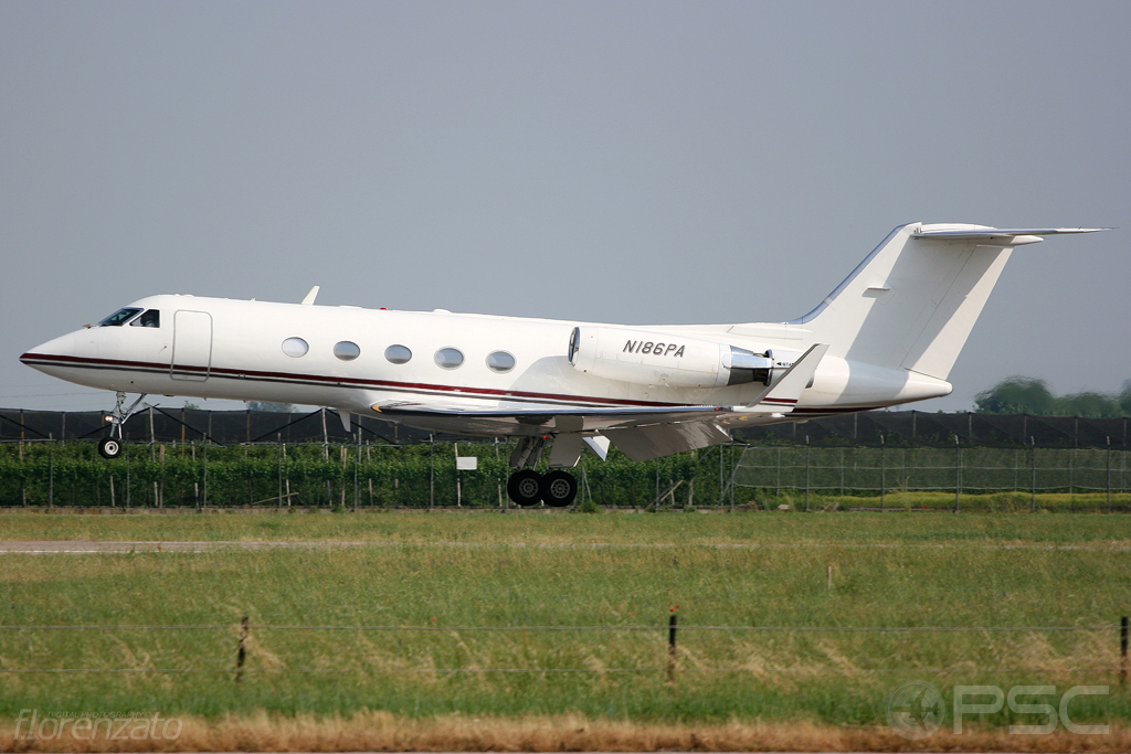 N186PA G-III 317 Phoenix Air Group Inc. @ Aeroporto di Verona 2009  © Piti Spotter Club Verona