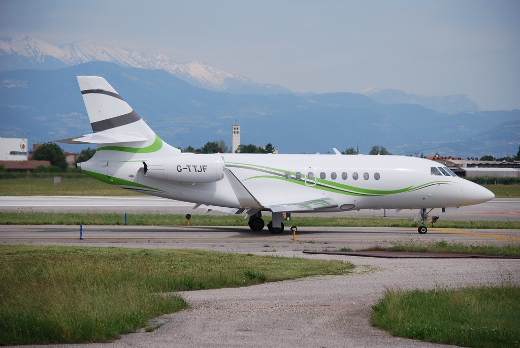 G-TTJF Falcon 2000S 705 TAG Aviation UK