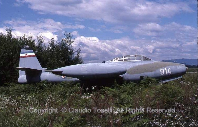 10642 914 F-84G