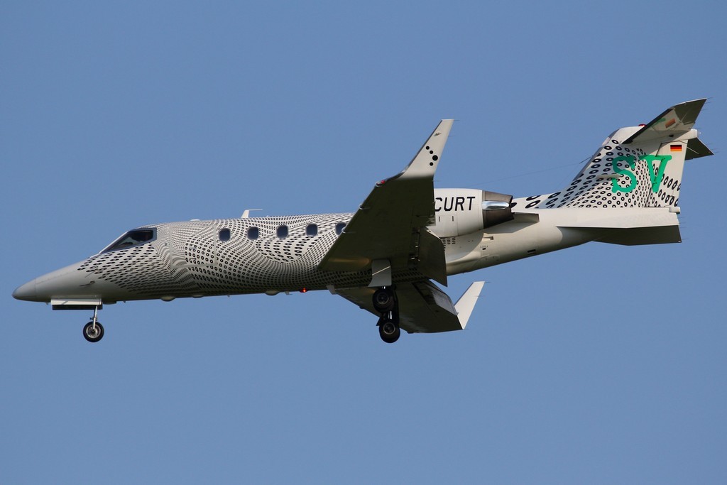 D-CURT Learjet 31A 31A-042 Air Traffic