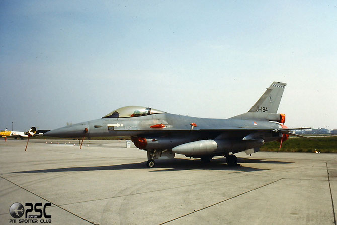 J-194   F-16AM  6D-101 @ Aeroporto di Verona   © Piti Spotter Club Verona