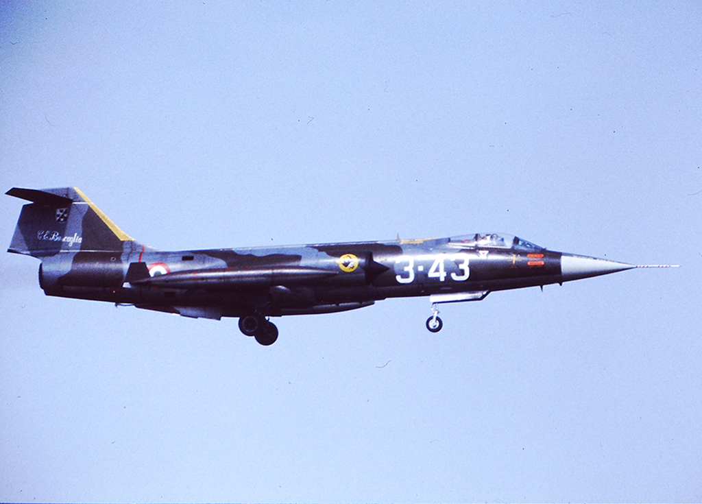 Gli F-104 del Terzo Stormo: 3-43 -  @ Aeroporto di Verona   © Piti Spotter Club Verona