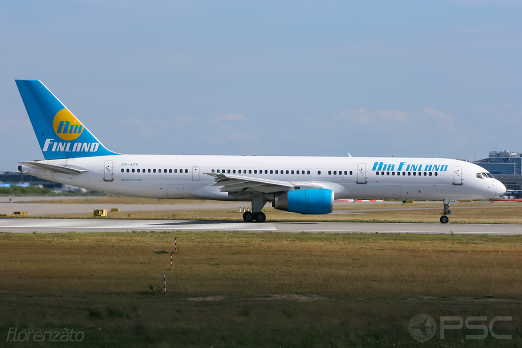 OH-AFK B757-28A 25622/530 Air Finland @ Helsinki Airport 2008 © Piti Spotter Club Verona