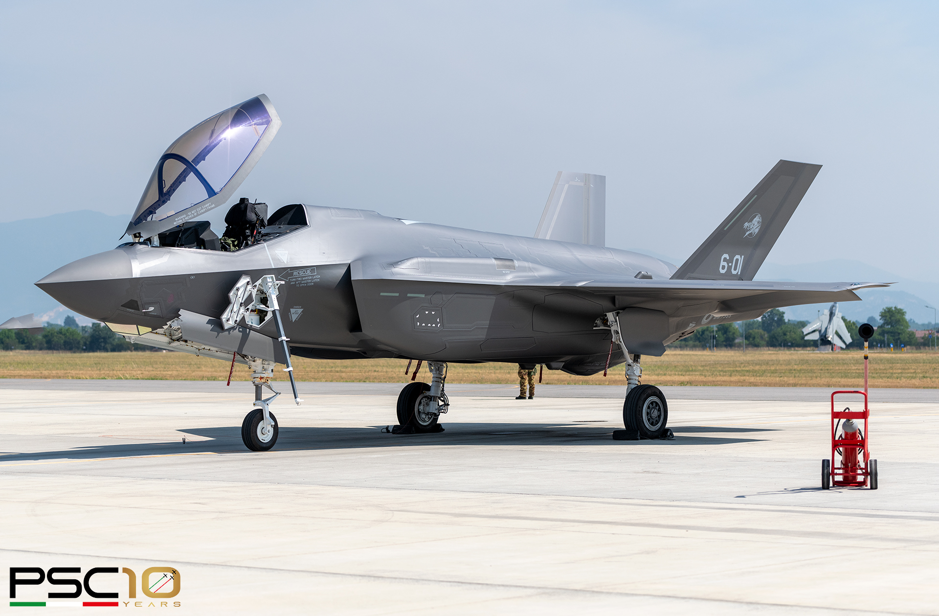 AL-16: F-35A MM7366, 06-01