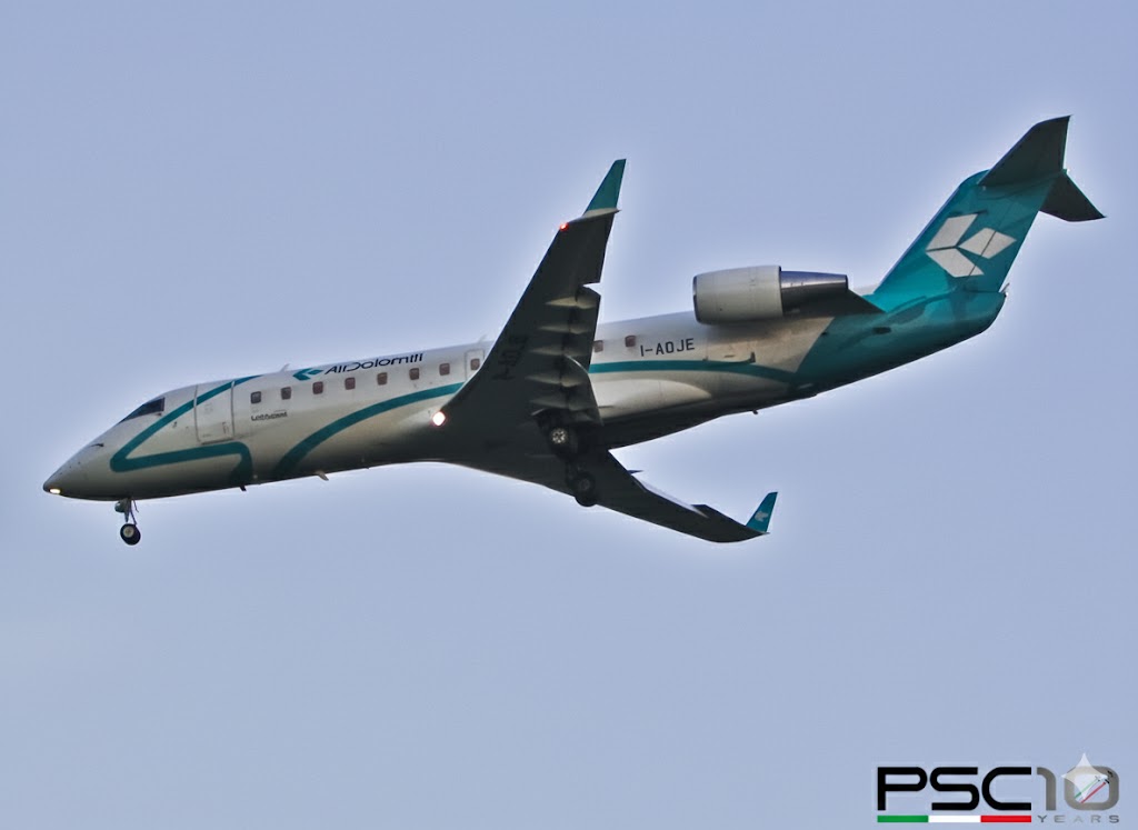 I-ADJE Canadair CRJ-200ER 7629  CF34-3B1  Air Dolomiti 2002 @ Verona Villafranca © Piti Spotter Club Verona