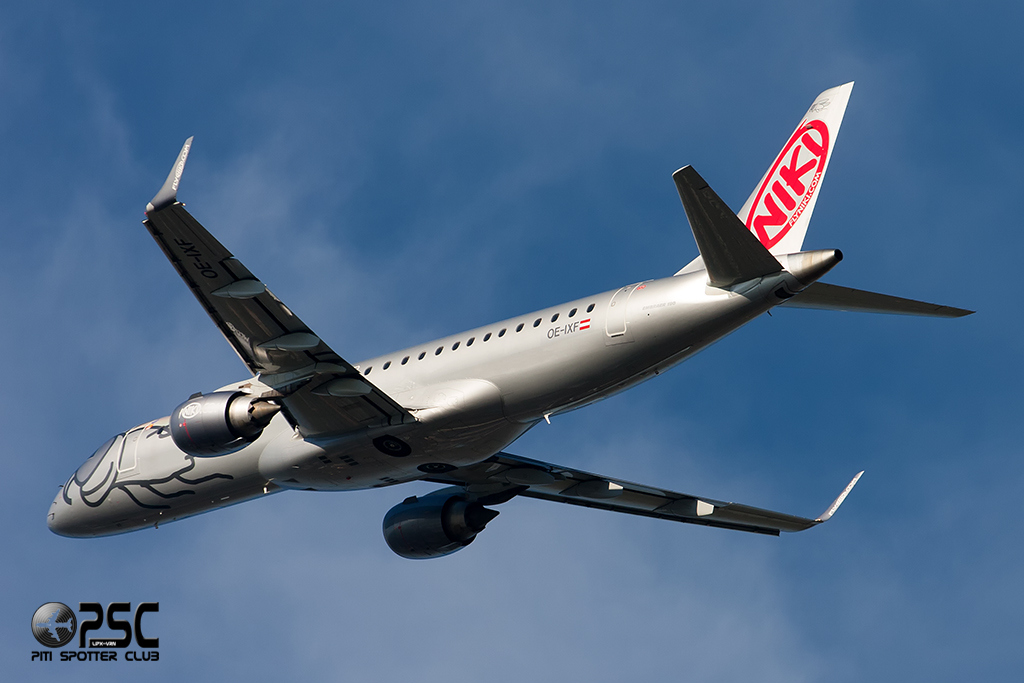 OE-IXF ERJ190LR 19000420 Niki @ Bologna Airport 03.12.2013 © Piti Spotter Club Verona