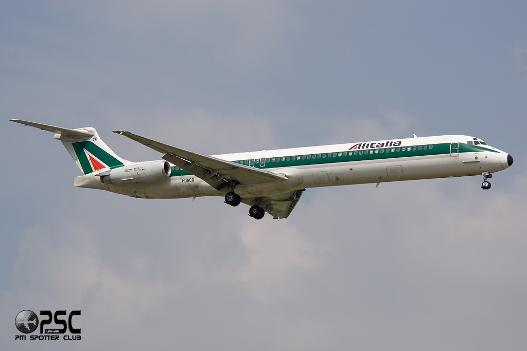 McDonnell Douglas MD-80/90 - MSN 49975 - I-DACR  @ Aeroporto di Verona © Piti Spotter Club Verona
