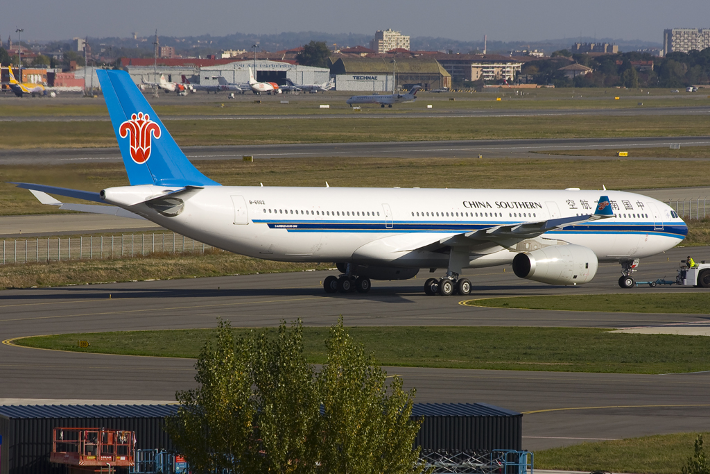 B-6502 A330-343E 958 China Southern Airlines @ Toulouse Airport 10.2008 © Piti Spotter Club Verona