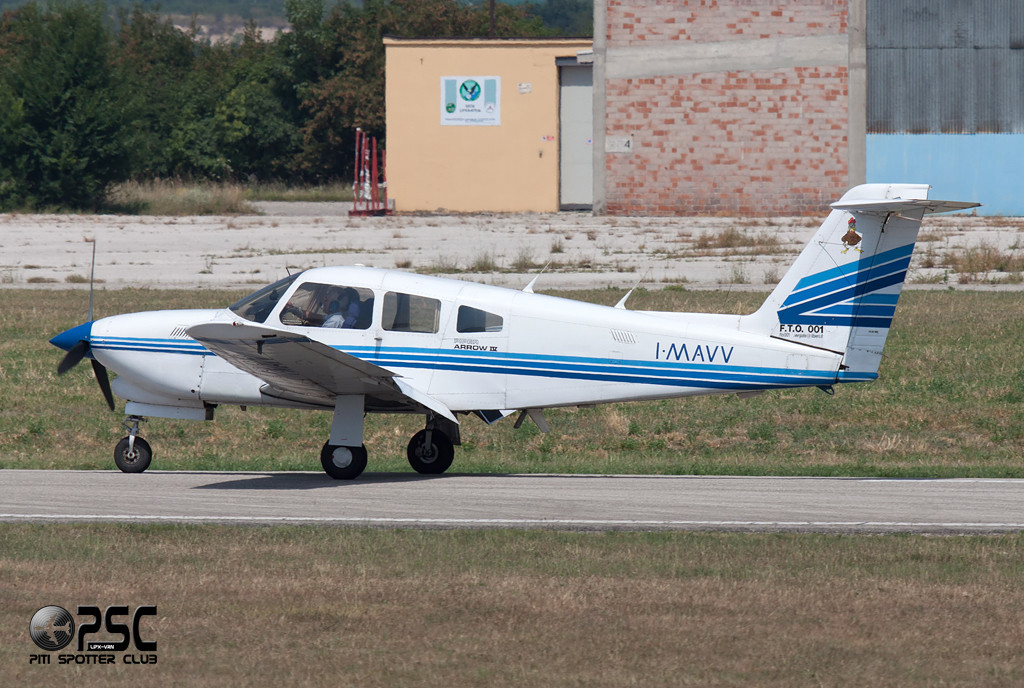  I-MAVV - Piper PA-28 Arrow @ Aeroporto Verona Boscomantico © Piti Spotter Club Verona