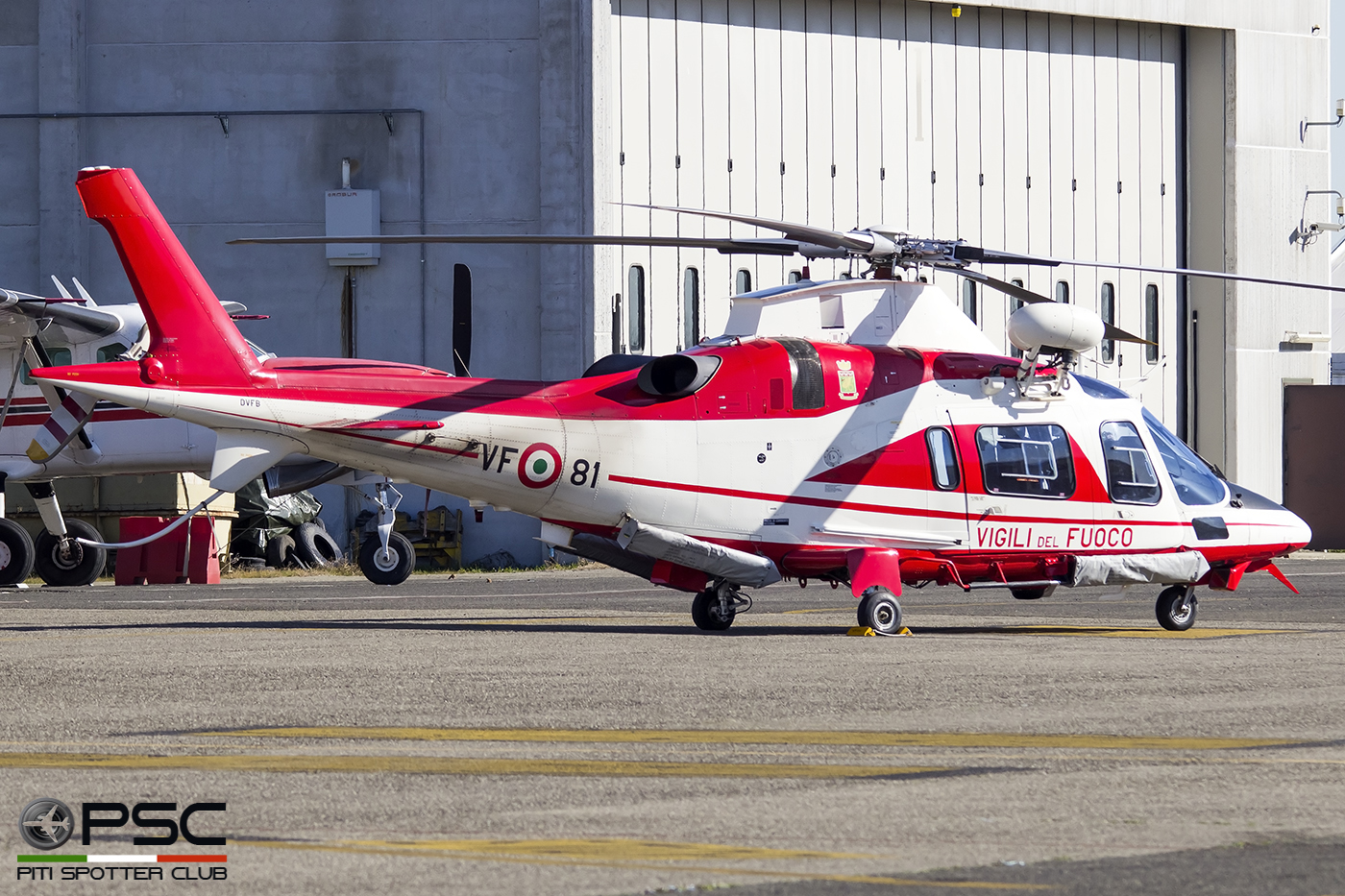 DVFB VF-81 A109E 11213 Reparto Volo Venezia @ Reggio Emilia 01 2020  © Piti Spotter Club Verona