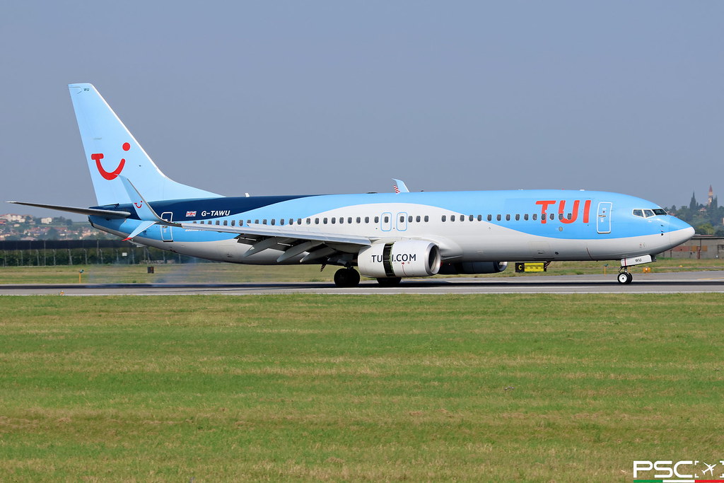 G-TAWU Boeing 737-8K5 37263 4875 cfm56-7B27E  TUI Airways 2014 @ Aeroporto di Verona 08 2025 © Piti Spotter Club Verona