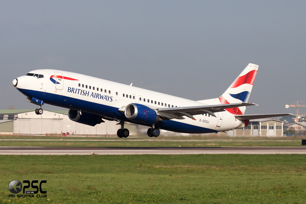 Boeing 737 - MSN 25854 - G-DOCU @ Aeroporto di Verona © Piti Spotter Club Verona
