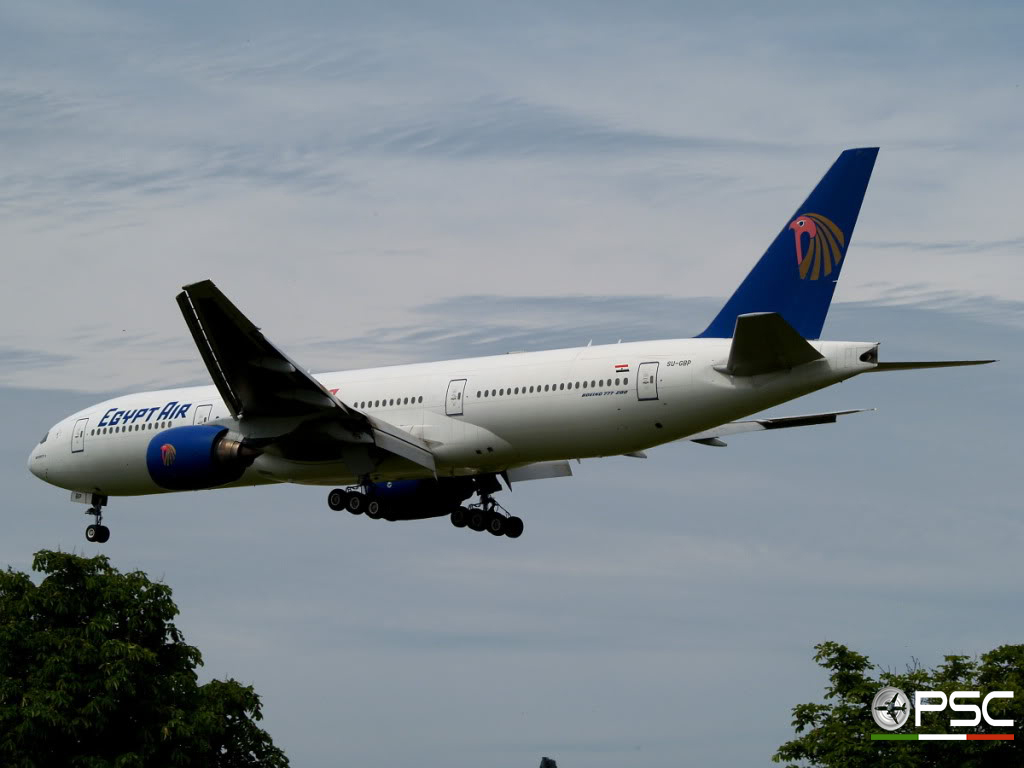 SU-GDP B777-36NER 38290/918 EgyptAir @ London Heathrow Airport 23.05.2009 © Piti Spotter Club Verona