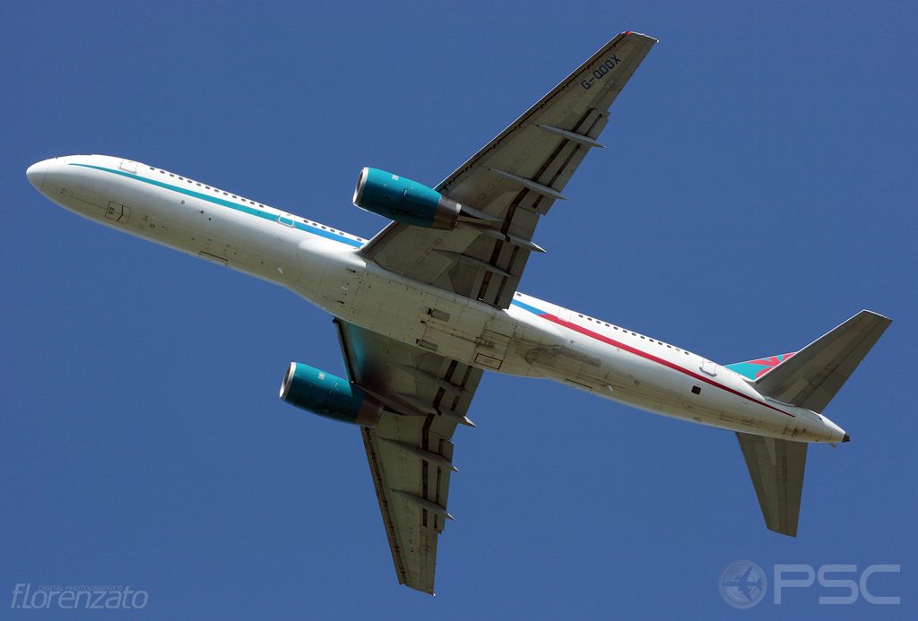 G-OOOX B757-2Y0 26158/526 Thomson Airways @ Aeroporto di Verona 2009  © Piti Spotter Club Verona
