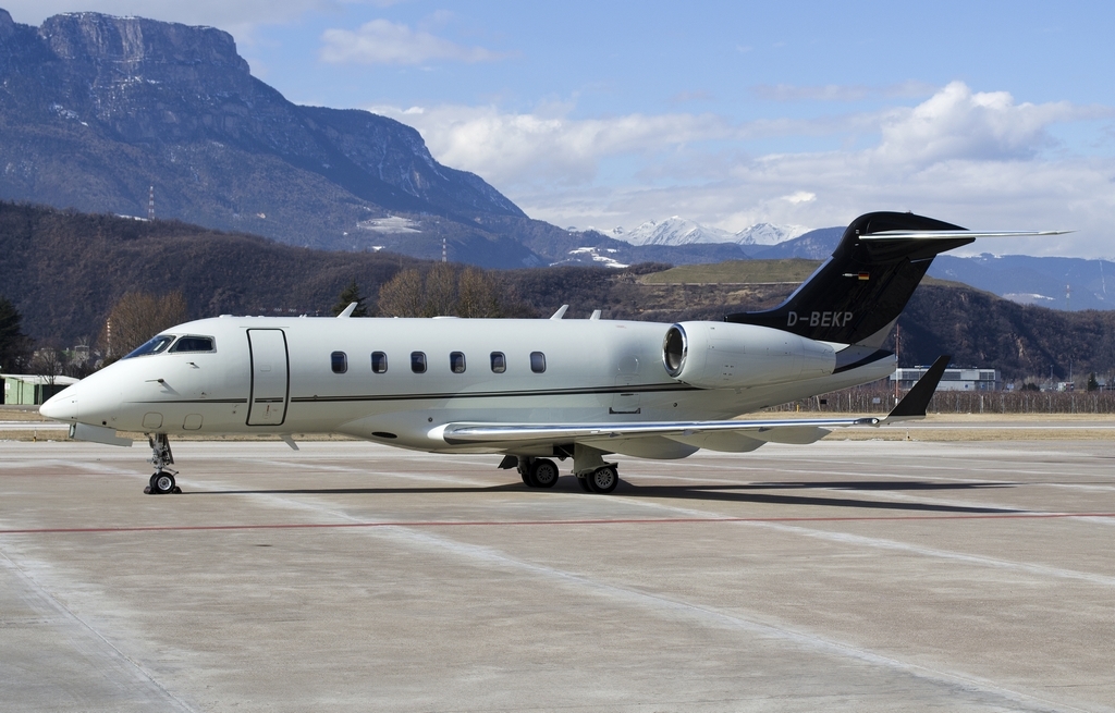 D-BEKP CL-300 20275 Windrose Air @ Aeroporto di Bolzano © Piti Spotter Club Verona
