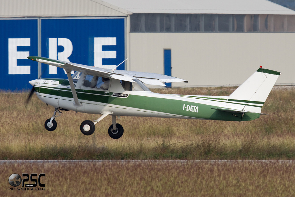 I-DERI Reims Aviation F150L C150 0740