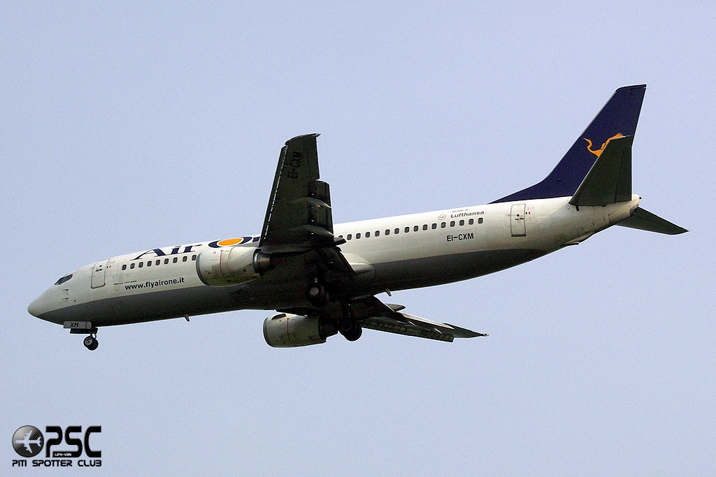 EI-CXM B737-4Q8 26302/2620 Air One