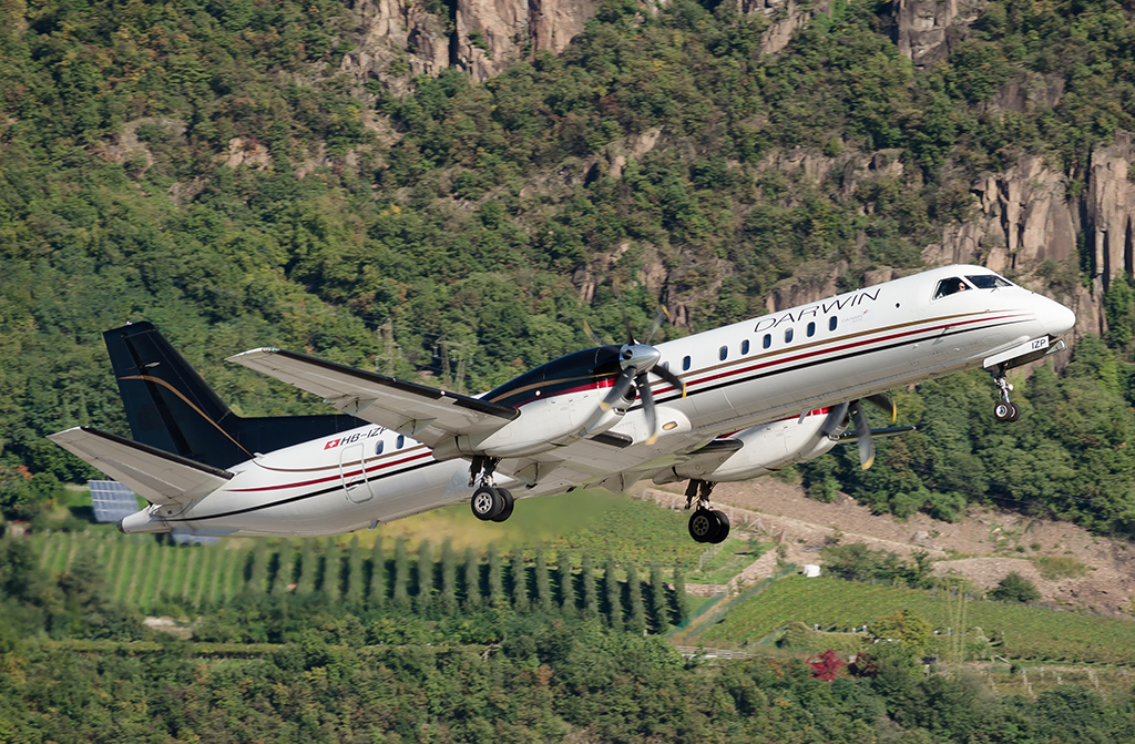 HB-IZP Saab 2000 2000-031 Darwin Airline @ Aeroporto di Bolzano © Piti Spotter Club Verona