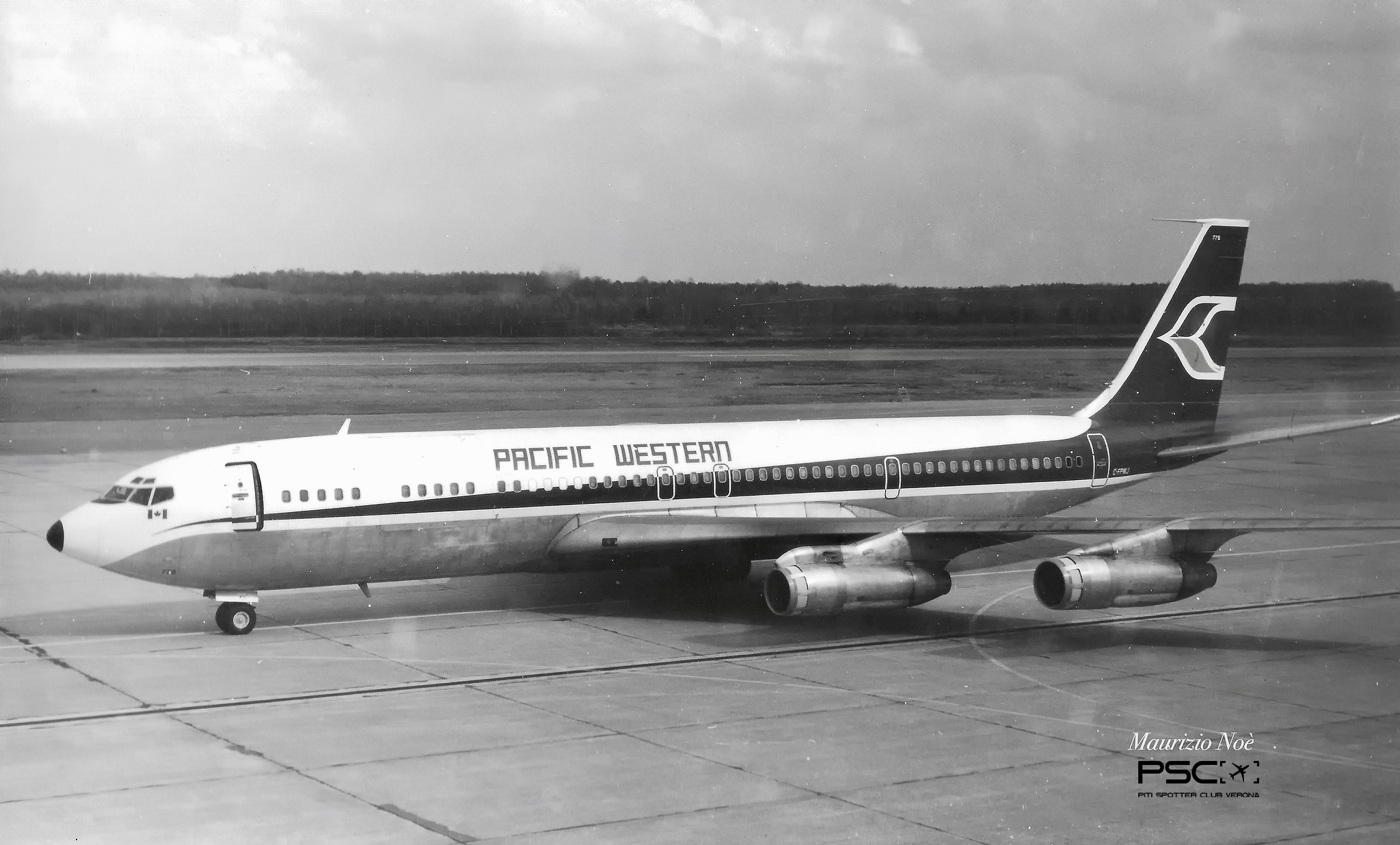 C-FPWJ Boeing 707-351C 18746 367 JT3D-3B HK  Pacific Western Airlines 1964  © collezione Maurizio Noè p.g.c. - Piti Spotter Club Verona