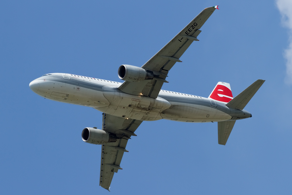 I-EEZG  A320-214  2001  Eurofly  @ Aeroporto di Verona © Piti Spotter Club Verona 