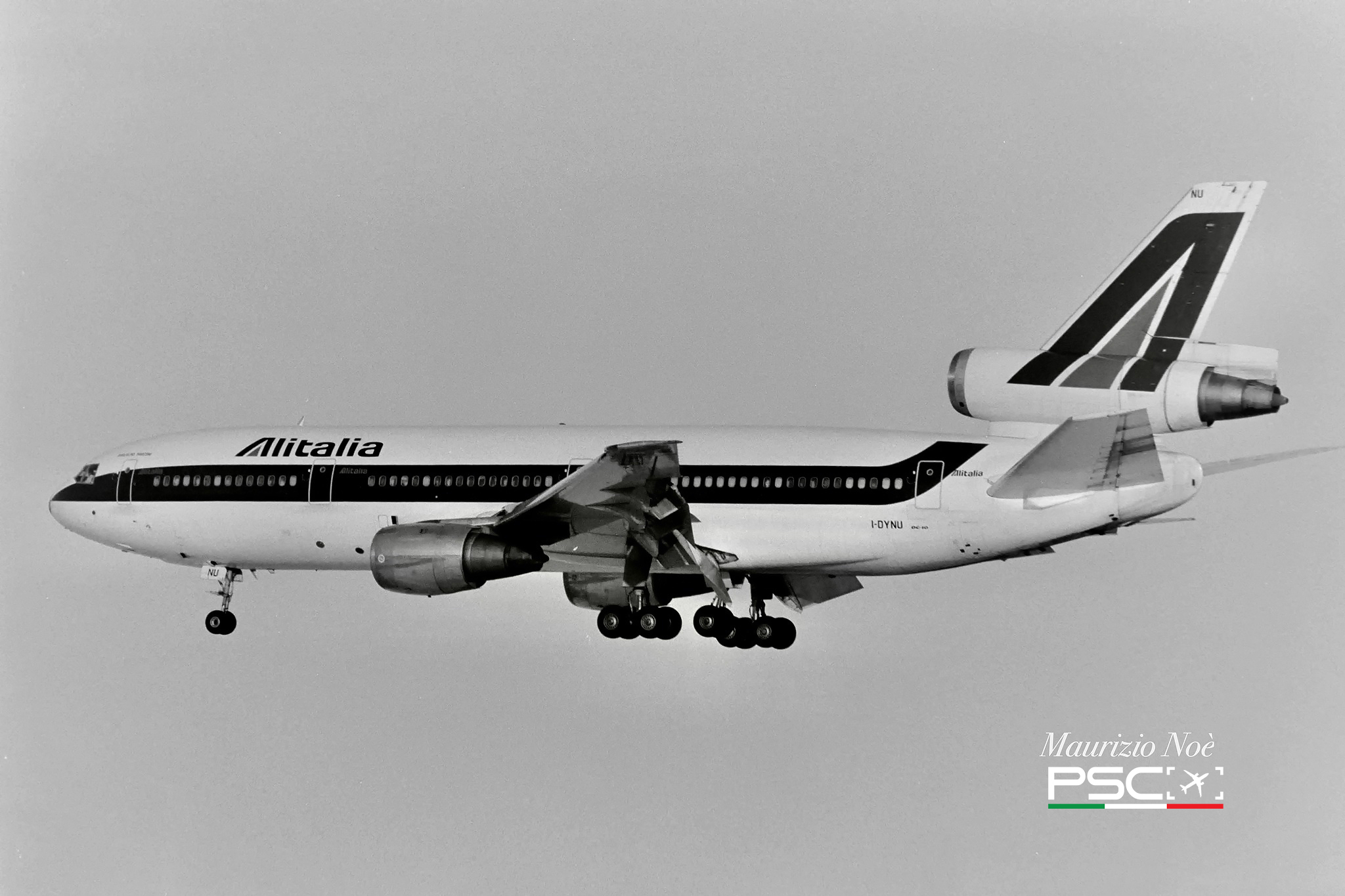 I-DYNU Douglas DC-10-30 47865 135 CF6-50C2  Alitalia 1973  © collezione Maurizio Noè p.g.c. - Piti Spotter Club Verona