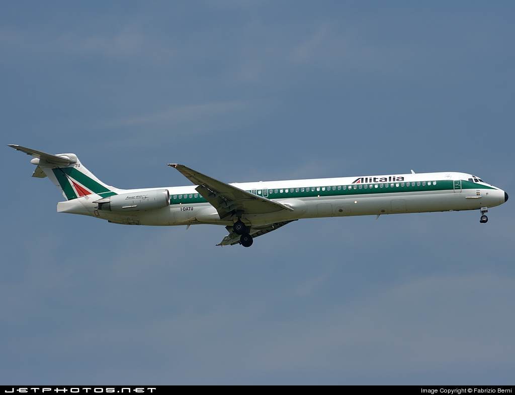 I-DATU MD-82 53220/2073 Alitalia