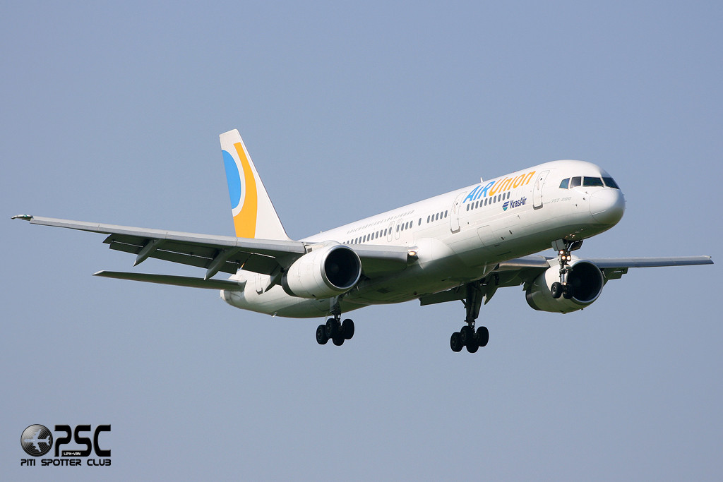Boeing 757 - MSN 26249 - EI-DUD  @ Aeroporto di Verona © Piti Spotter Club Verona