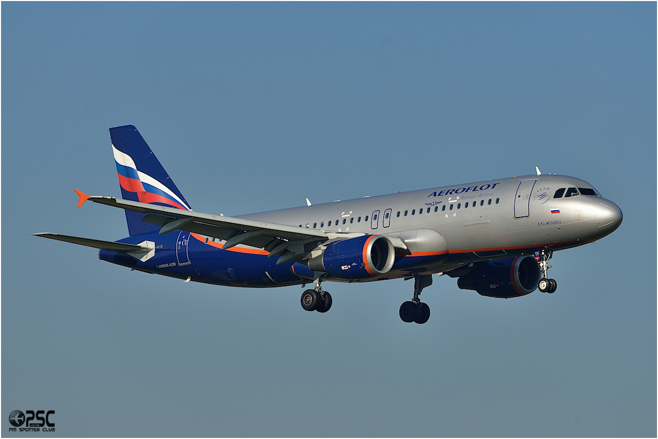 VQ-BIV A320-214 4649 Aeroflot @ Bologna Airport 06.12.2013  © Piti Spotter Club Verona