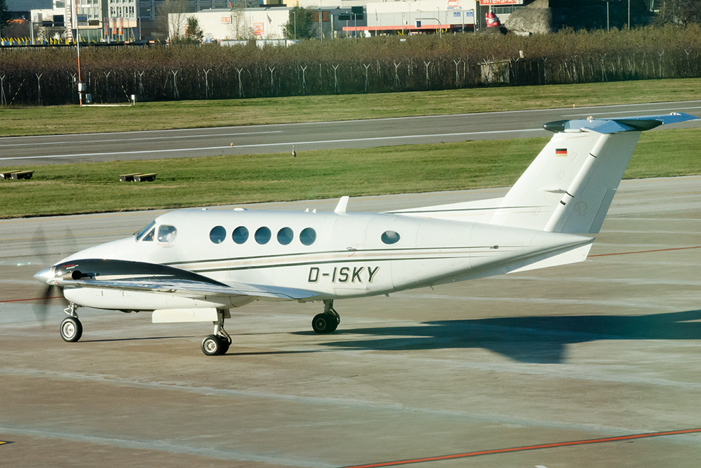 D-ISKY Beech B200 BB-2014 Air Hamburg Private Jets @ Aeroporto di Bolzano © Piti Spotter Club Verona
