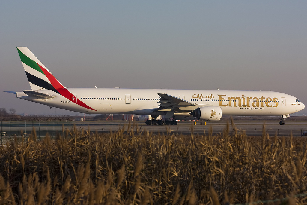 A6-EMP B777-31H 29395/326 Emirates @ Venezia Airport 08.01.2012 © Piti Spotter Club Verona