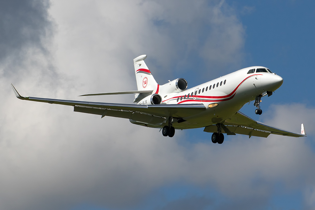 PH-AJX Falcon 7X 102 Flying Group @ Aeroporto di Verona 17.04.2017  © Piti Spotter Club Verona