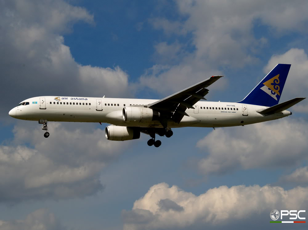 P4-FAS B757-2G5 29489/834 Air Astana @ London Heathrow Airport 15.04.2008 © Piti Spotter Club Verona
