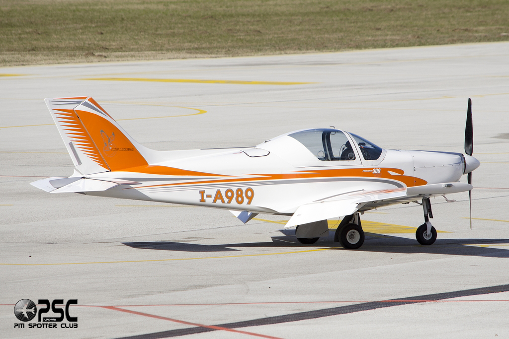 I-A989 @ Aeroporto di Trento © Piti Spotter Club Verona
