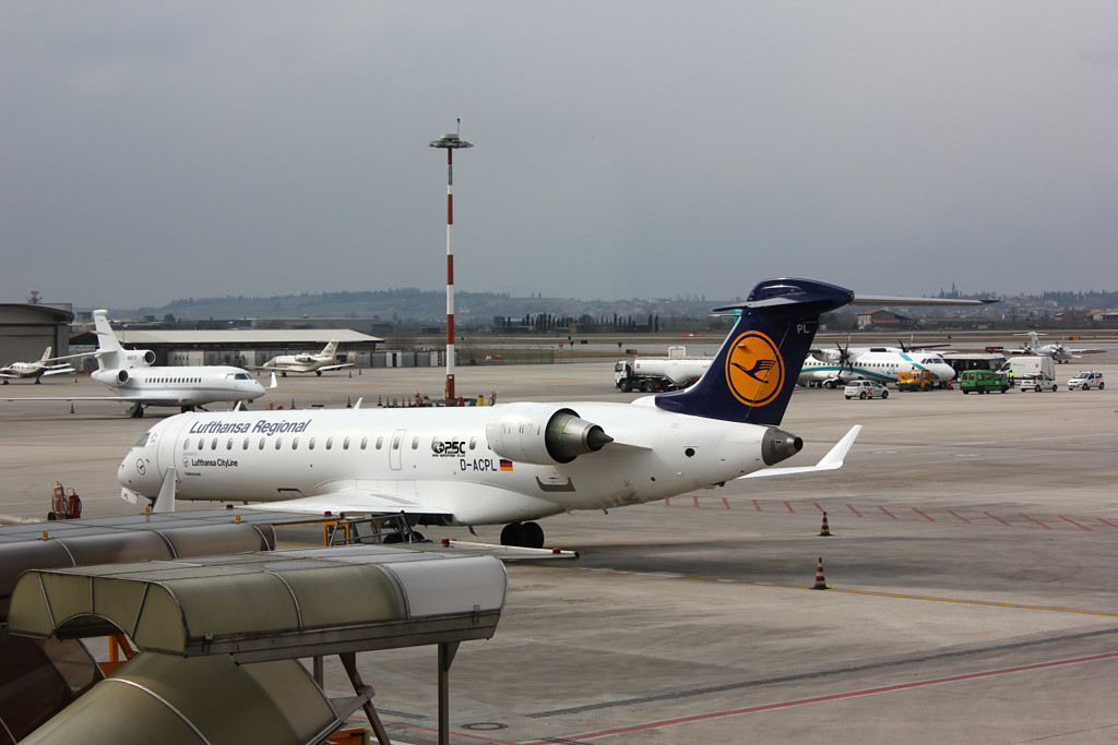 Canadair Regional Jet - MSN 10076 - D-ACPL  @ Aeroporto di Verona © Piti Spotter Club Verona