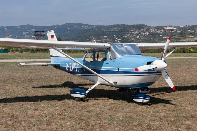 D-EHRT - Cessna 172 Skyhawk @ Aeroporto Verona Boscomantico © Piti Spotter Club Verona