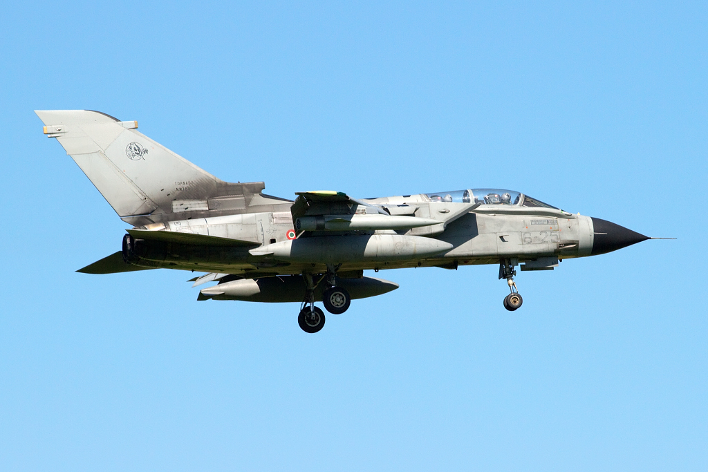 MM7043  6-25  Tornado IDS  369/IS042/5052  GEA 6° Stormo @ Aeroporto di Verona   © Piti Spotter Club Verona
