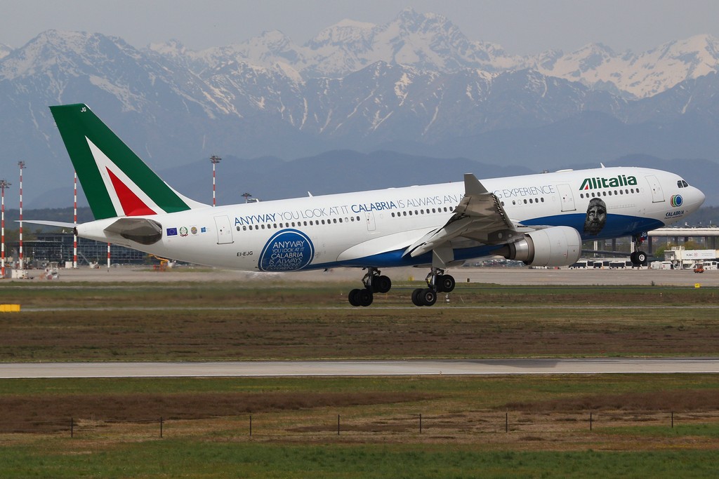 EI-EJG A330-202 1123 Alitalia @ Milano Malpensa Airport 14.04.2015 © Piti Spotter Club Verona