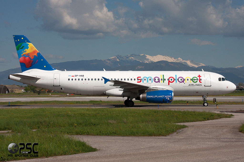SP-HAB A320-232 1411 Small Planet Airlines Poland