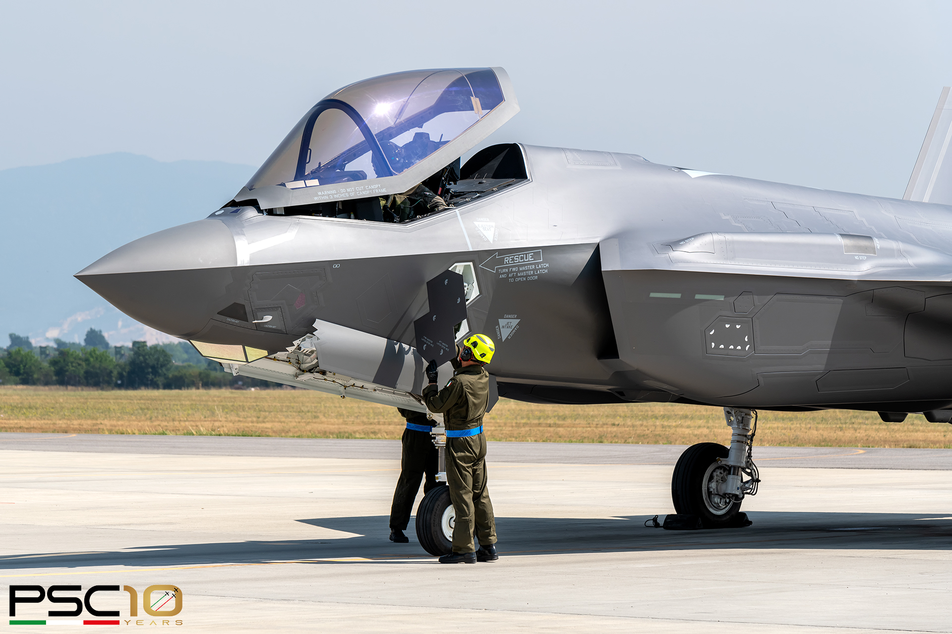 AL-16: F-35A MM7366, 06-01